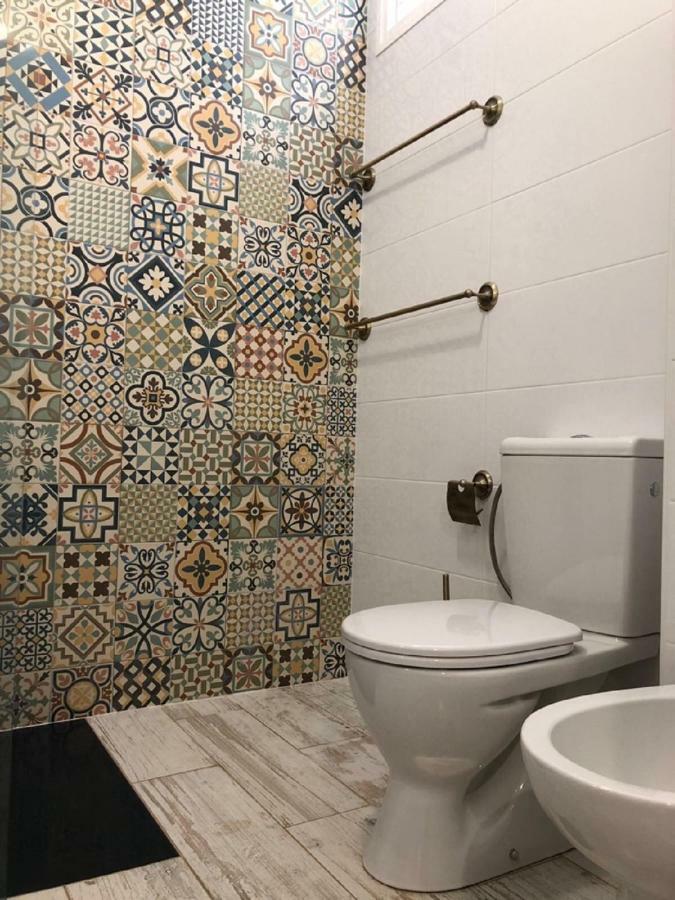 אדחה Village Island Heights מראה חיצוני תמונה